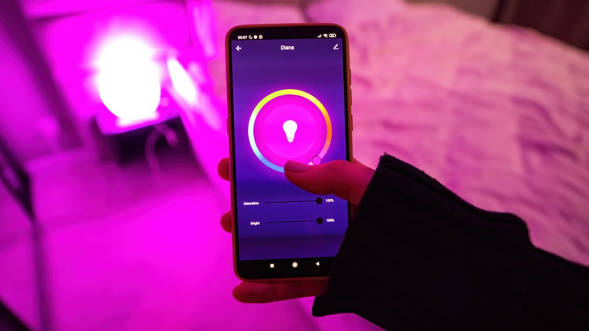 female-hand-holding-a-smartphone-with-illumination-2025-02-17-15-49-00-utc (3).jpg